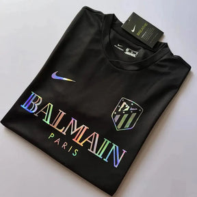 Camisa Atlético de Madrid BALMAIN 24/25 - Torcedor Masculina Refletiva Preta - Netmantos