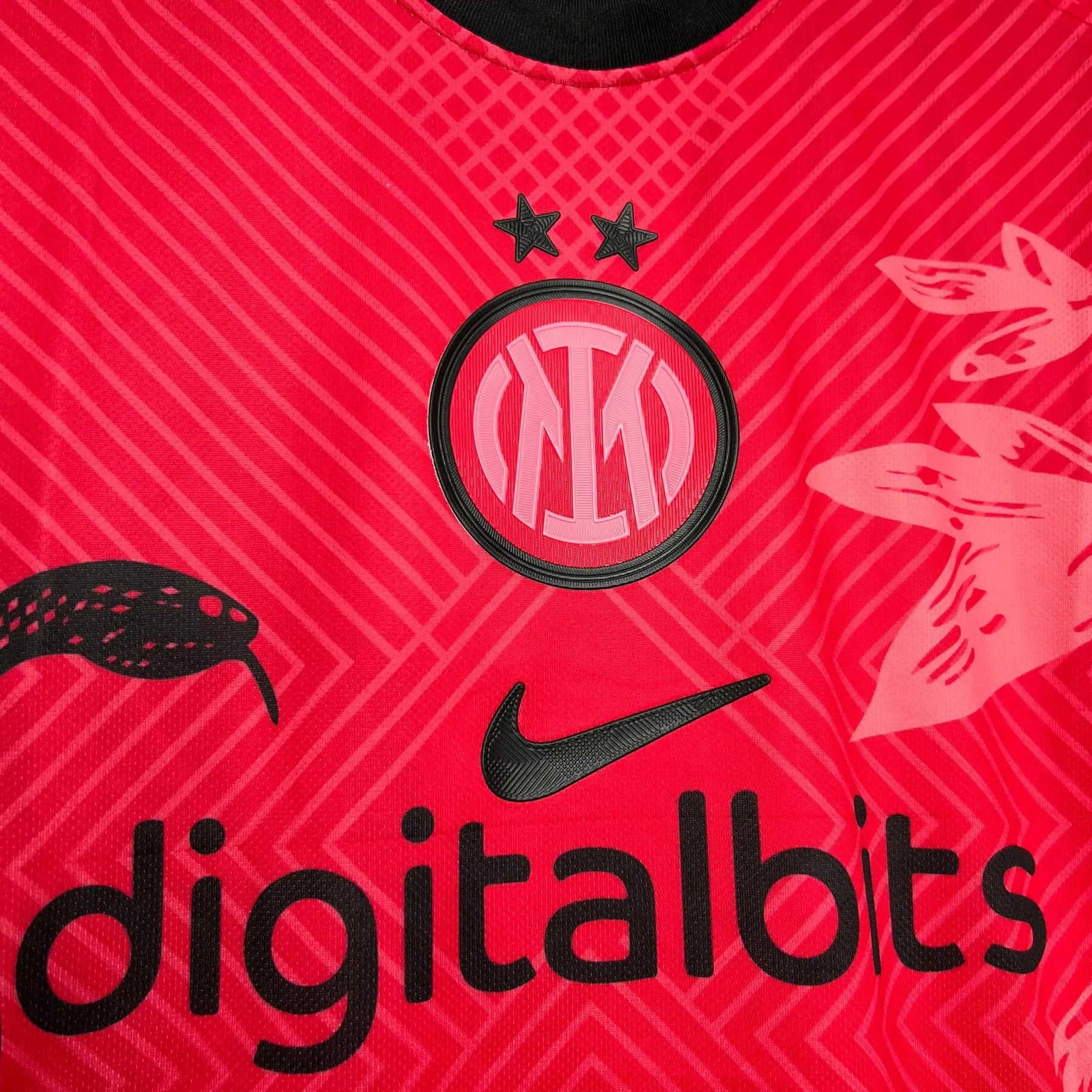 Camisa Inter de Milão Edição Especial 24/25 - Torcedor Masculina Dragão Rosa/Vermelha - Netmantos