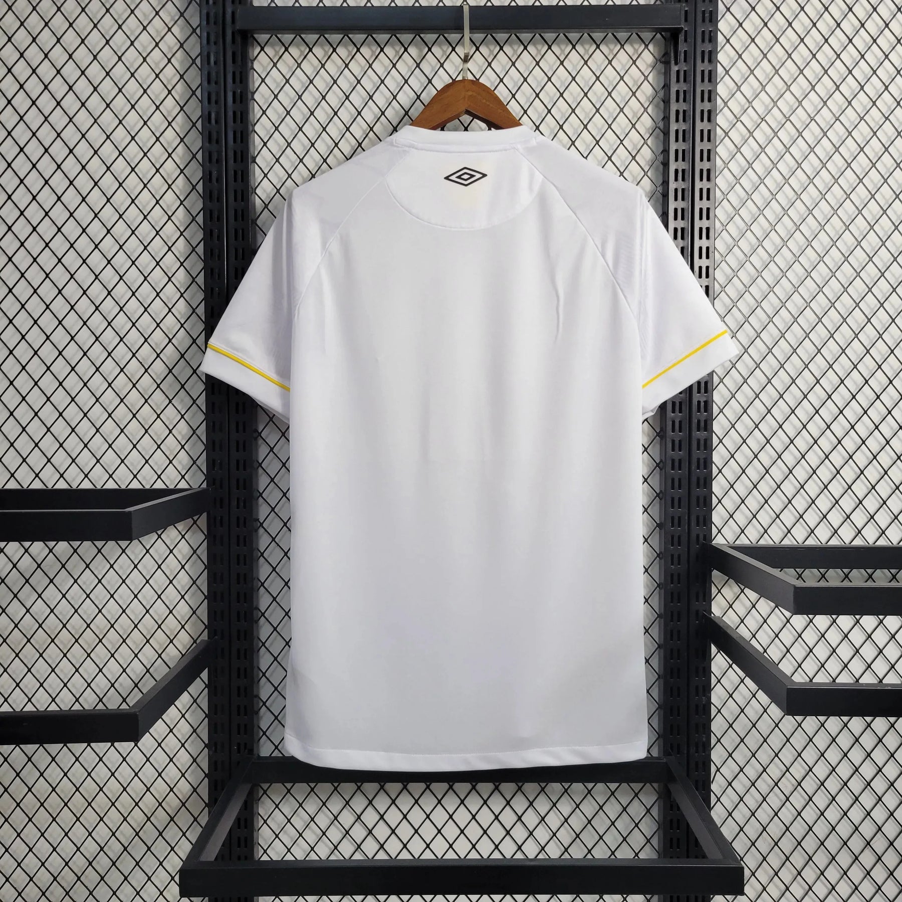 Camisa Santista Home 23/24 - Torcedor Masculina Branca + Logo Blaze - Netmantos